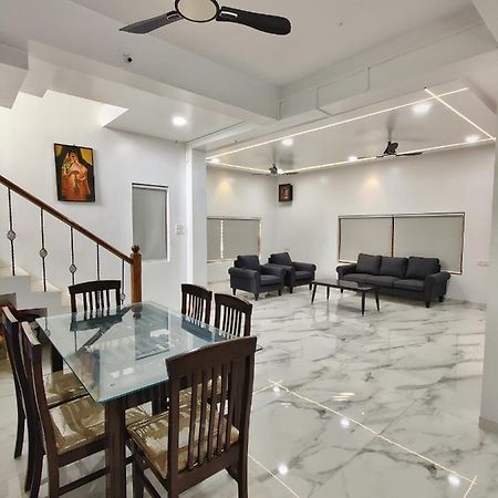 Vedganga Villa - Homestay コールハープル エクステリア 写真